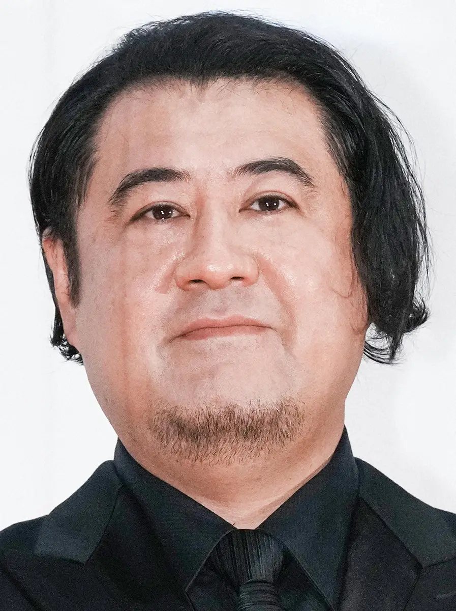 【画像・写真】浜辺美波が鉄拳解決!?番組収録裏話告白…殴られた人気俳優は「左鎖骨下に突き刺さるように入って…」