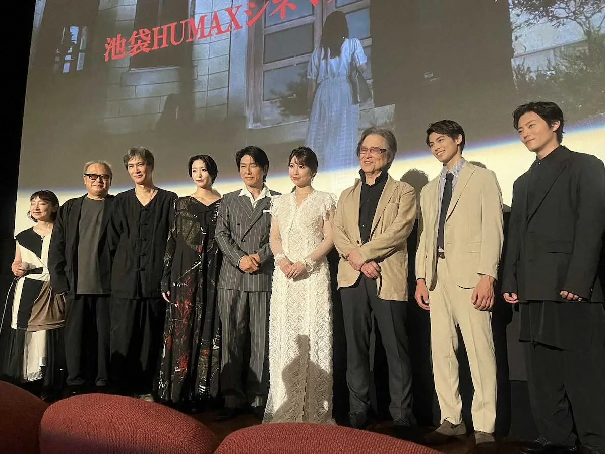 【画像・写真】結城モエ　CG級の容姿に絶賛の声　初主演映画「乱歩の幻影」初日舞台あいさつ