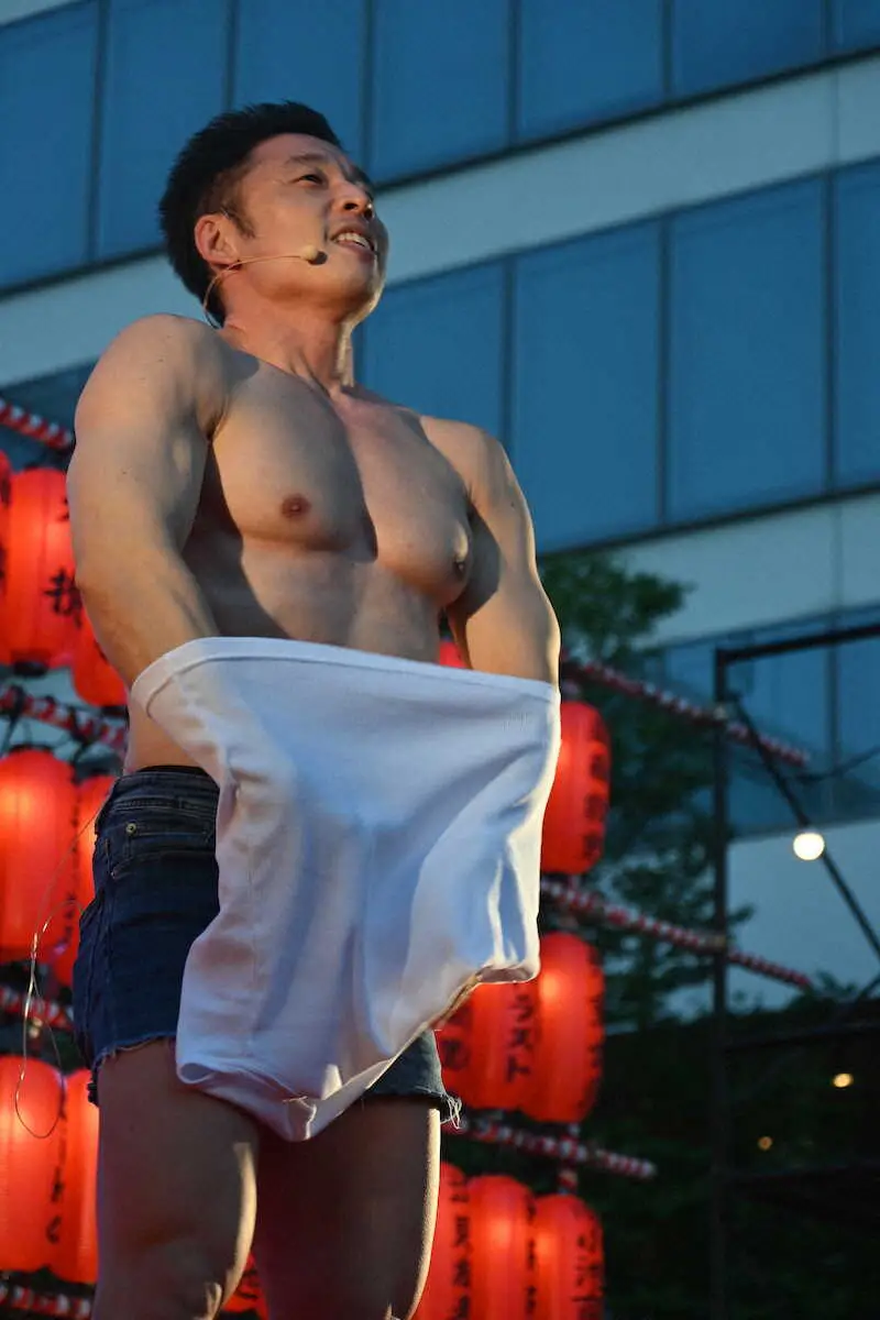 【画像・写真】なかやまきんに君　日本と洋楽が融合した“きんに君バージョン”盆踊り披露「バッチリですね！」