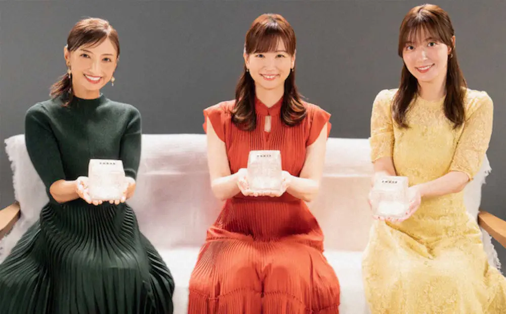 【画像・写真】セント・フォース設立30年記念でチャリティー活動が決定。所属する左から望月理恵、皆藤愛子、阿部華也子