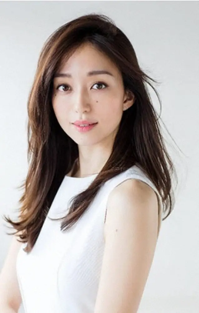 【画像・写真】松島花の公式サイト（https://www.japanmusic.jp/）から　プロフィール写真