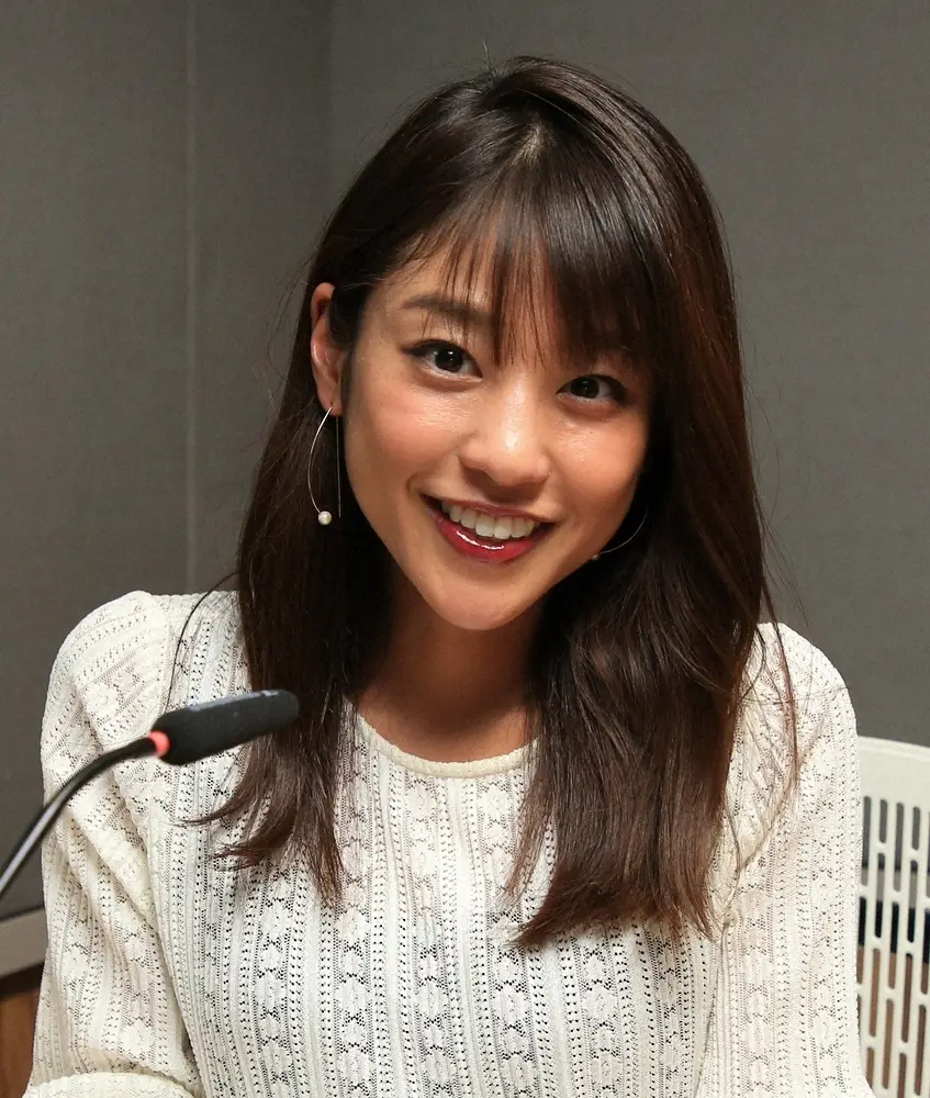 【画像・写真】岡副麻希「卒業して14年」　甲子園初戦突破の母校・大阪桐蔭にエール　1歳長女もキュートなユニ姿で応援