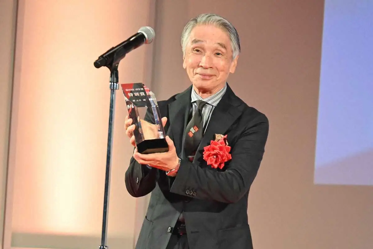 【画像・写真】堺正章、歓喜　金メダル級“特別賞”　「ATP賞テレビグランプリ」授賞式