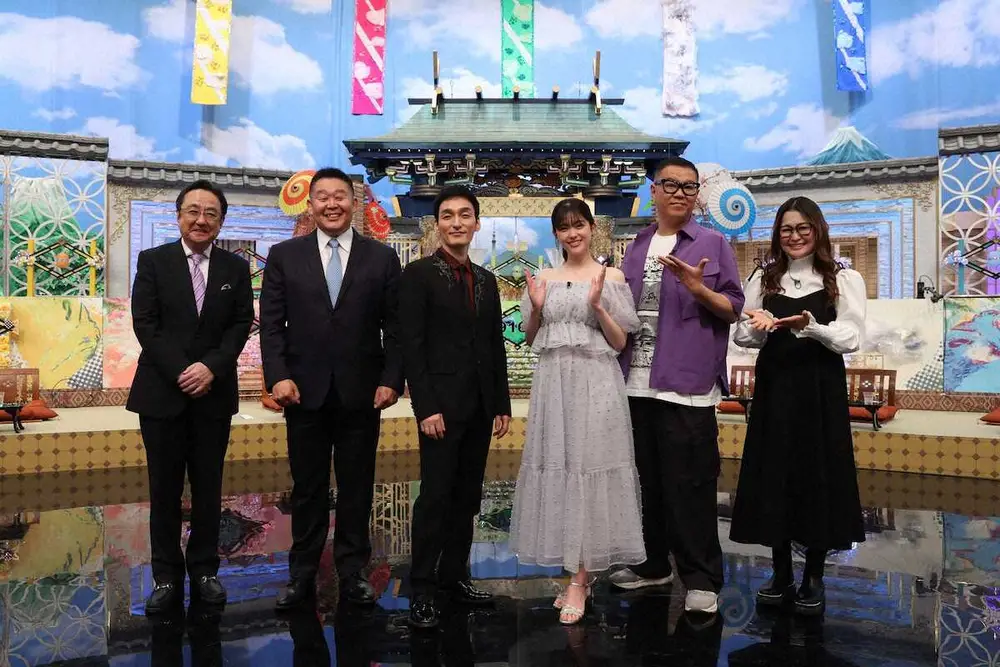 【画像・写真】草なぎ剛「俺の胃袋は宇宙だ！」フジ番組で日テレドラマの決めゼリフでスタートにネット「言った笑」