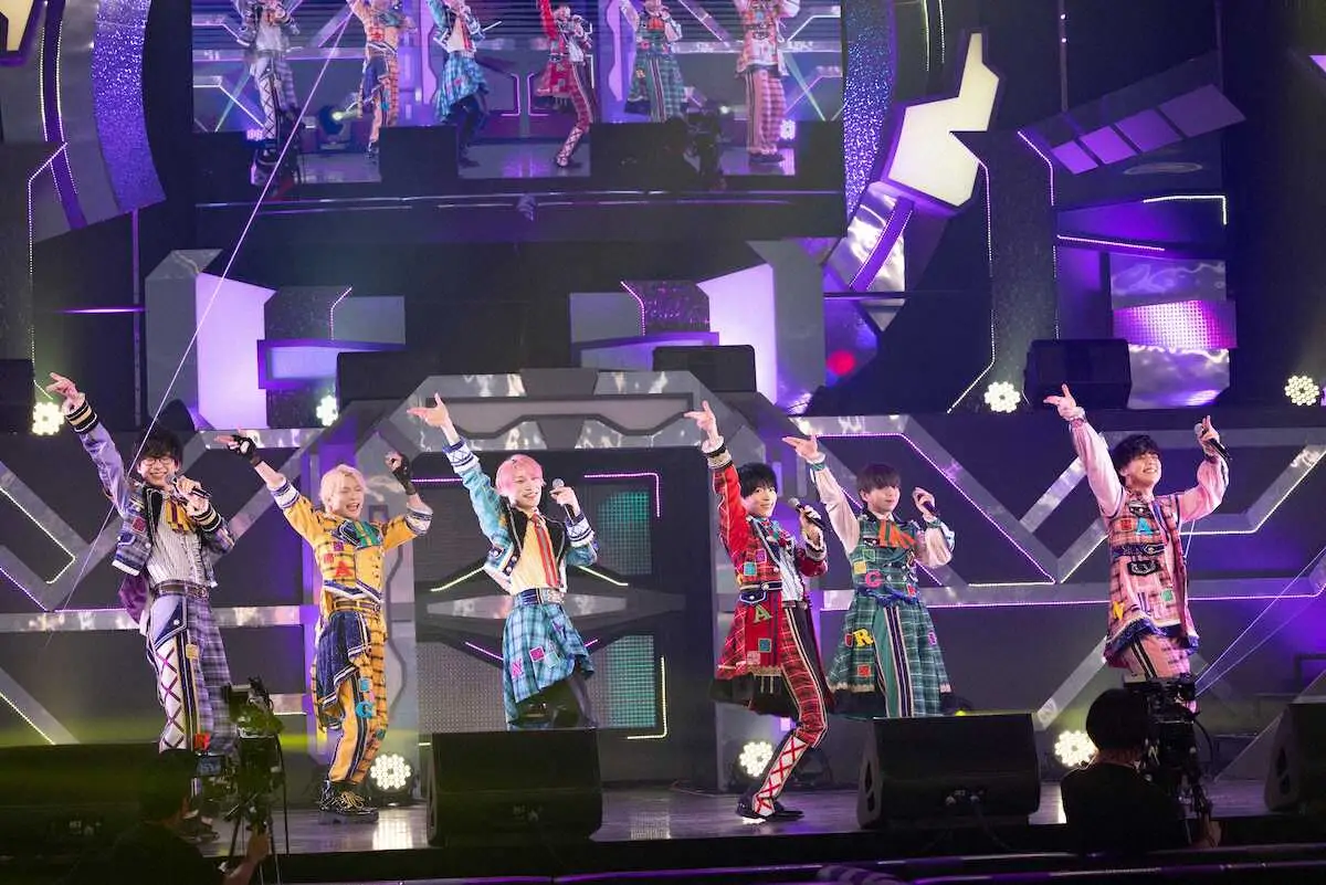 【画像・写真】パンダドラゴン　メジャーデビュー前にライブで18曲披露　来年3月の武道館公演を発表