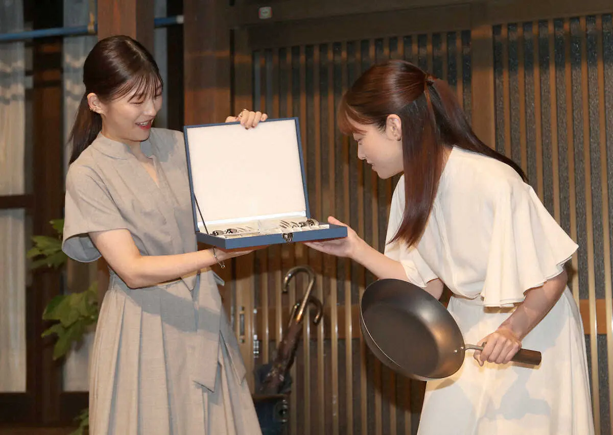 【画像・写真】橋本環奈　朝ドラ食卓シーンの食事に感動「昼休みにも食べてる」　長丁場撮影は「いっぱい食べて元気に」