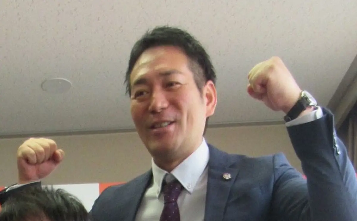 【画像・写真】日本一早い「M－1」優勝予想　“予想屋”芸人がズバリ「僕はもう1択です」に東野幸治「え～！」