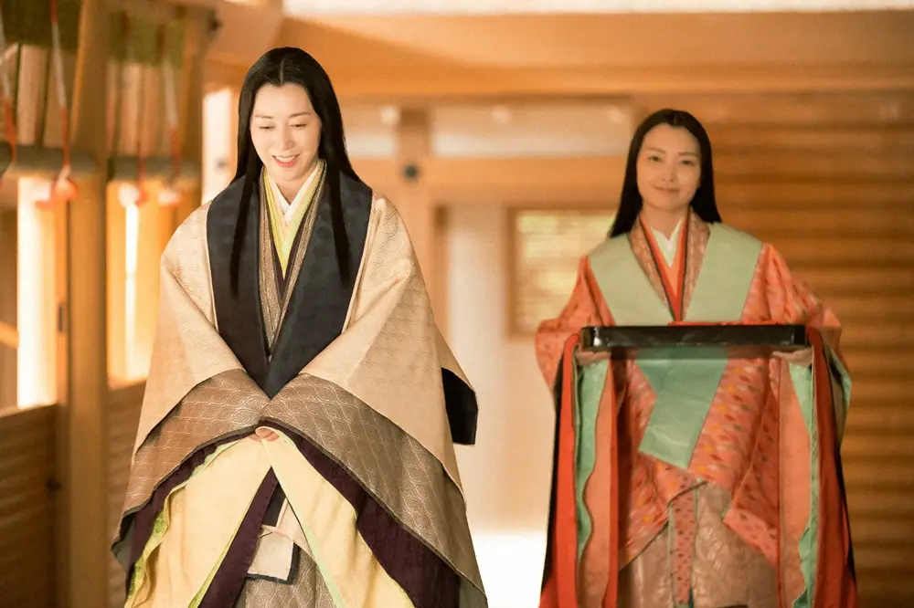 【画像・写真】「光る君へ」左衛門の内侍チクる→名探偵赤染衛門が事情聴取！ネット戦慄「倫子に告げ口？まひろの味方？」