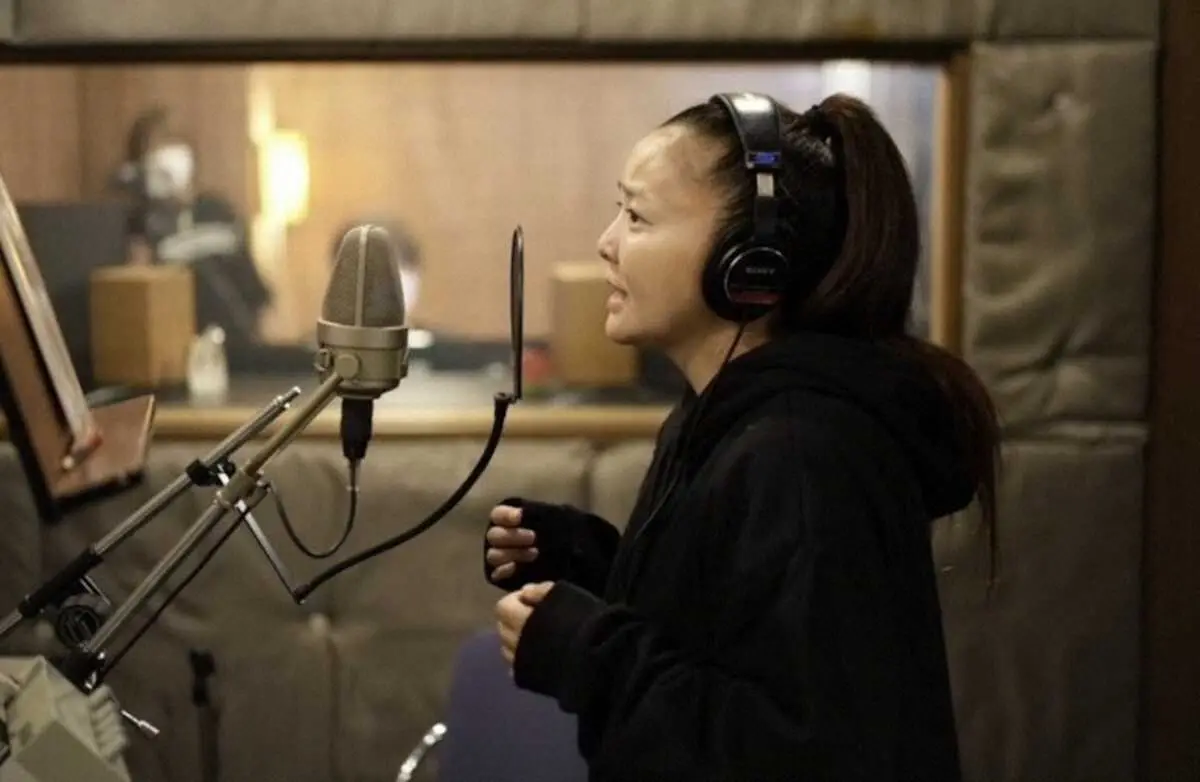 【画像・写真】華原朋美　新曲レコーディング中「集中力がかなり入ってきてる」