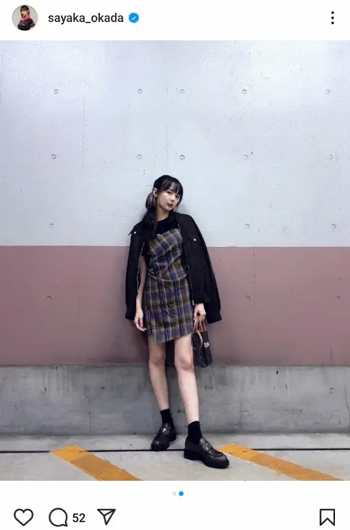 【画像・写真】“役満ボディー”岡田紗佳　秋コーデのミニワンピ姿披露に「足も綺麗　最高」「美脚」「かっこいい」