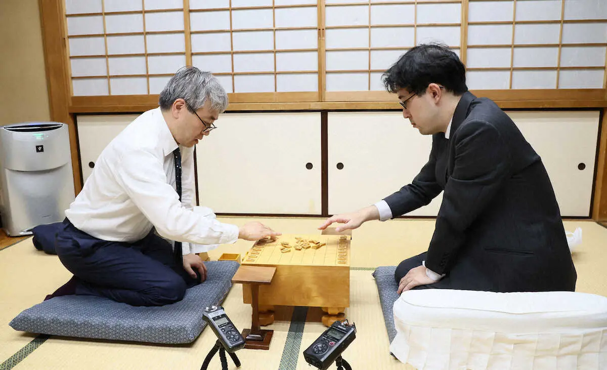 【画像・写真】西田拓也五段が174手の熱戦の末に羽生善治九段を下す　ALSOK杯第74期王将戦挑戦者決定リーグ