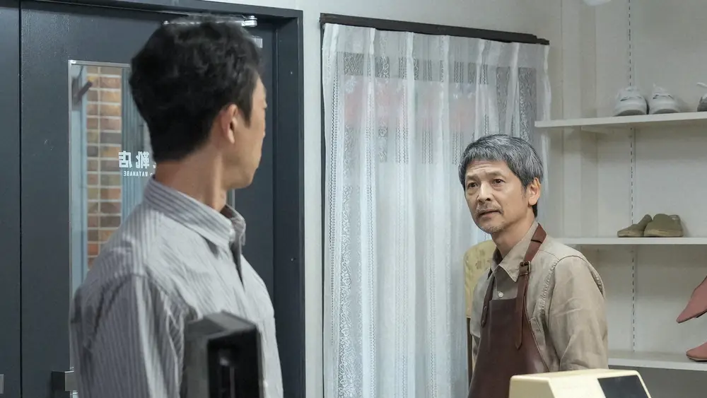 【画像・写真】連続テレビ小説「おむすび」第78話。聖人（北村有起哉・左）と孝雄（緒形直人）（C）NHK 