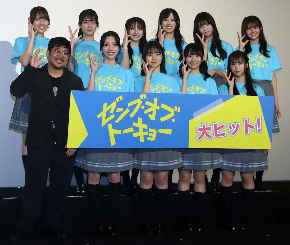 【画像・写真】日向坂46「勇気と感動を与えられたら」全員が演技初挑戦　映画「ゼンブ・オブ・トーキョー」舞台あいさつ