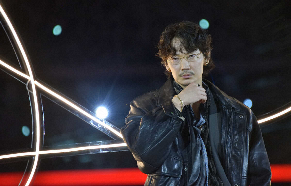 綾野剛 「リスペクト」持って「ものづくり」 「カルティエ」イベント 