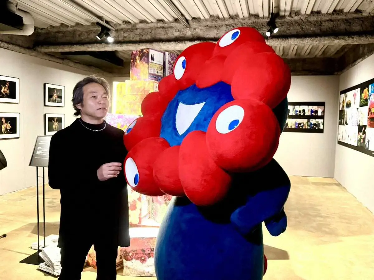 【画像・写真】フラワーデザイナーの「花人」赤井勝氏　ミュージアムをオープン