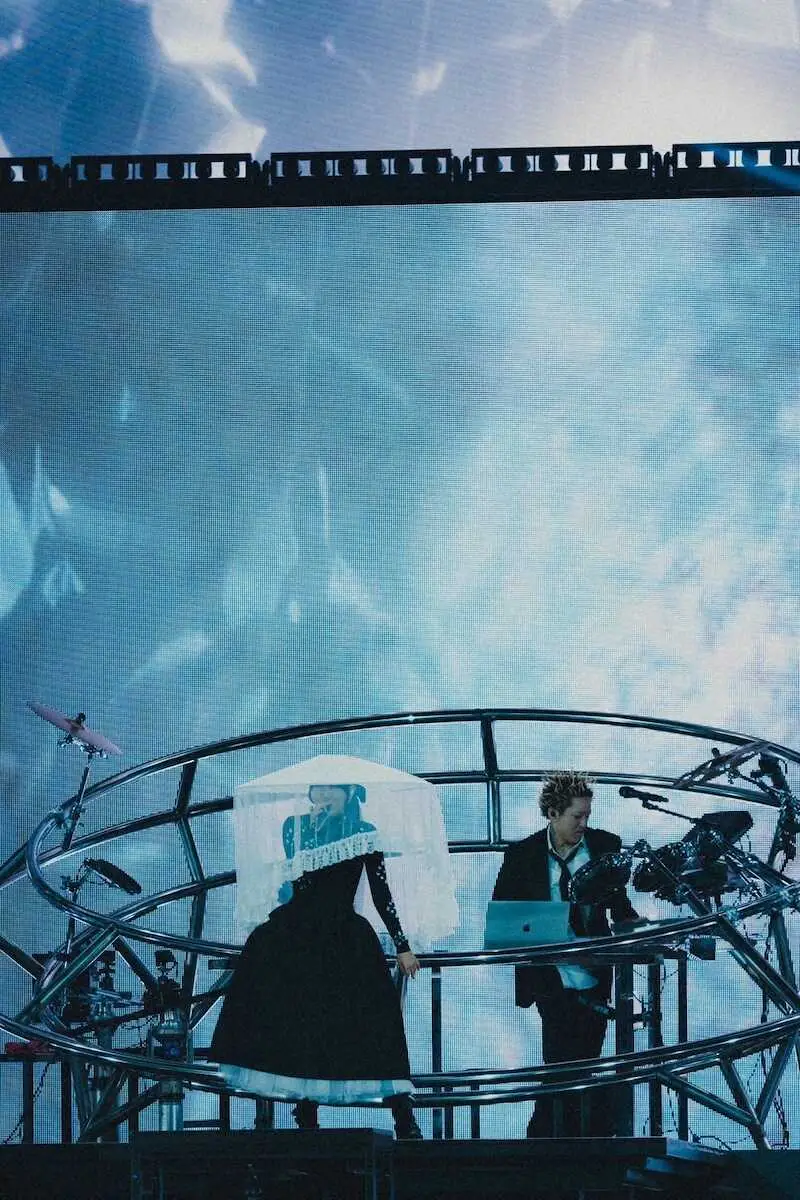 【画像・写真】YOASOBI　自身初の東京ドーム公演　デビュー5年で念願！ヒット曲満載「おまえら、マジ最高！」