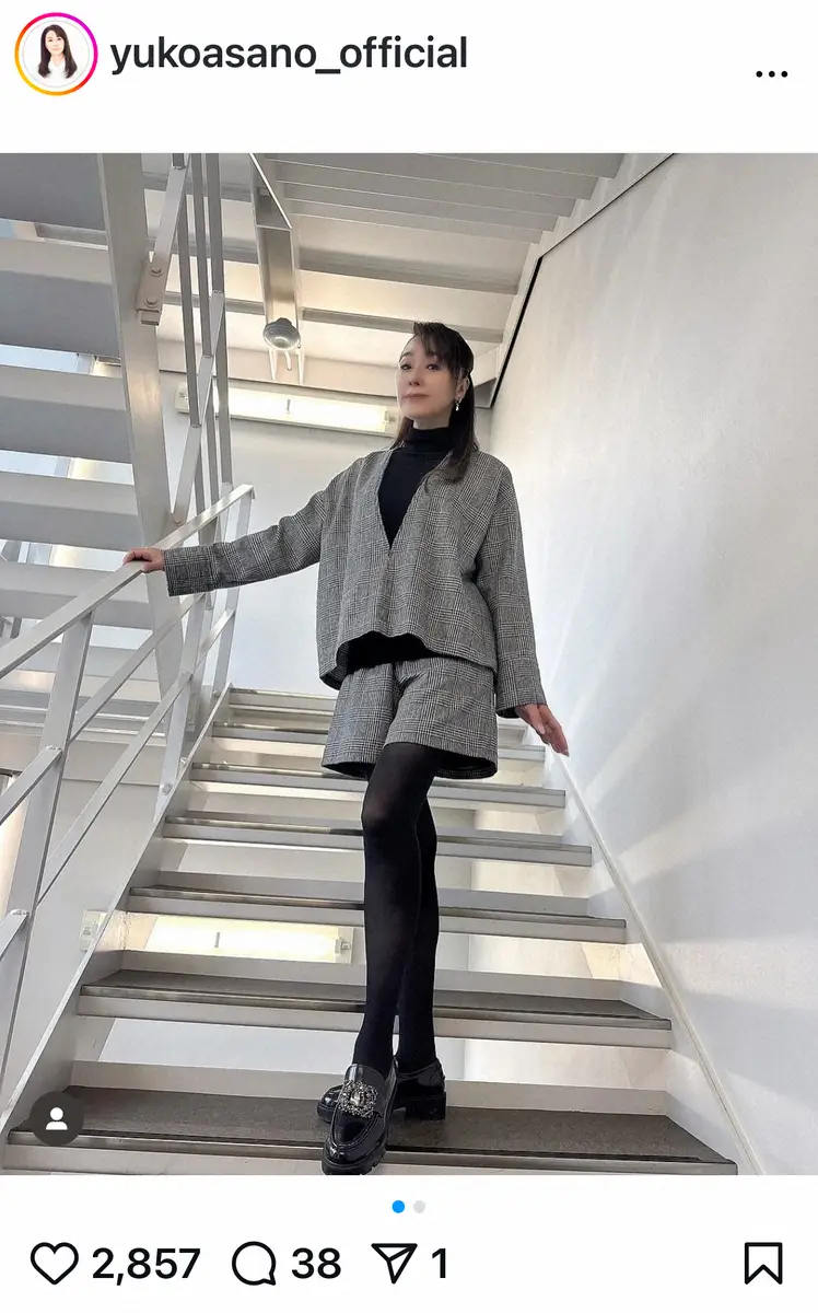 【画像・写真】浅野ゆう子　「こんな娘がほしい」人気アナとのショットに「めっちゃ素敵なお二人」「綺麗ですね」