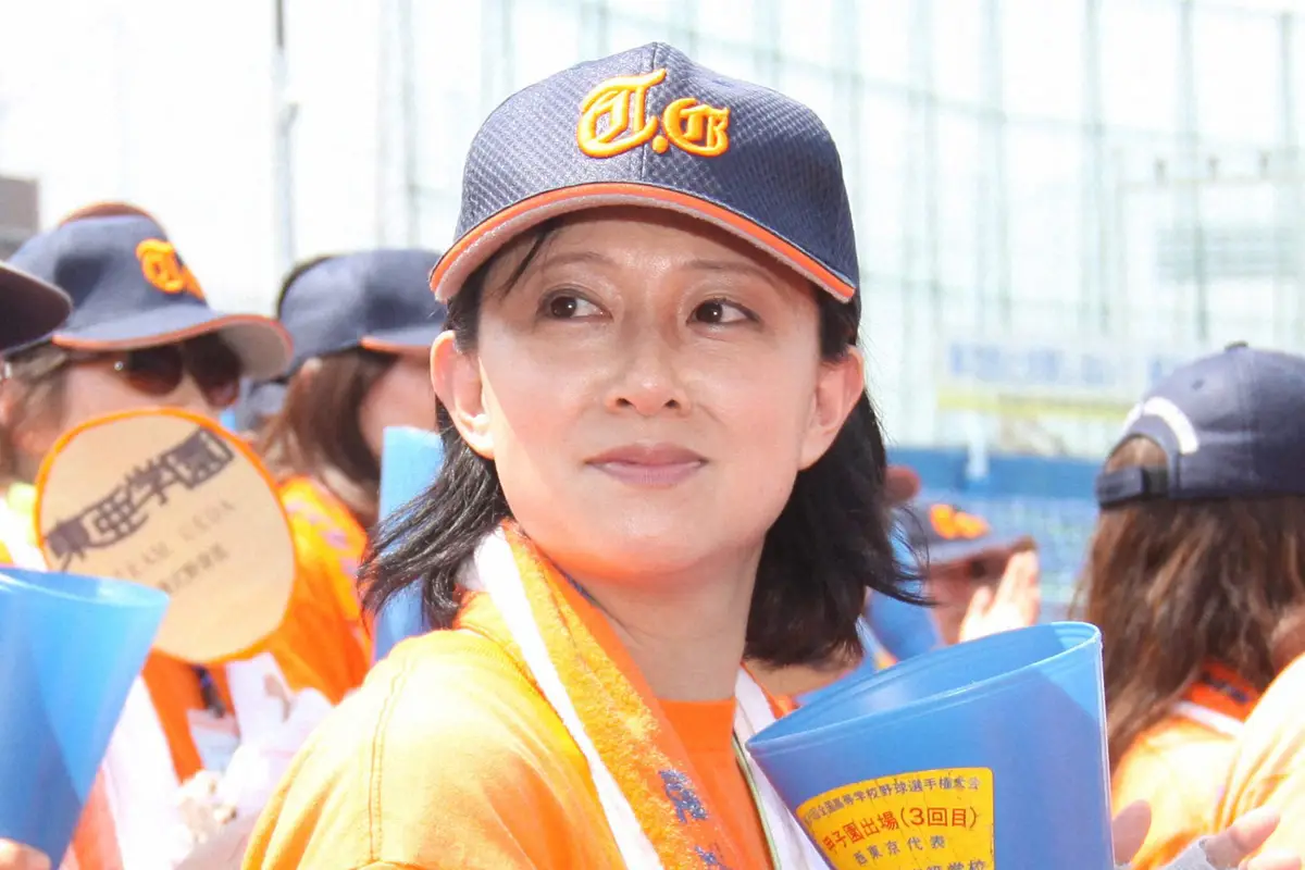 【画像・写真】松本典子56歳　芸能界に本格復帰、来年の40周年イベント開催に意欲「ライブとか歌を歌ったり…」