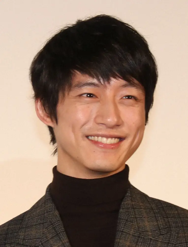 【画像・写真】坂口健太郎　スタジオ衝撃…寝る前のルーティーンを告白「怖いなって思いながら寝るのが結構好き」