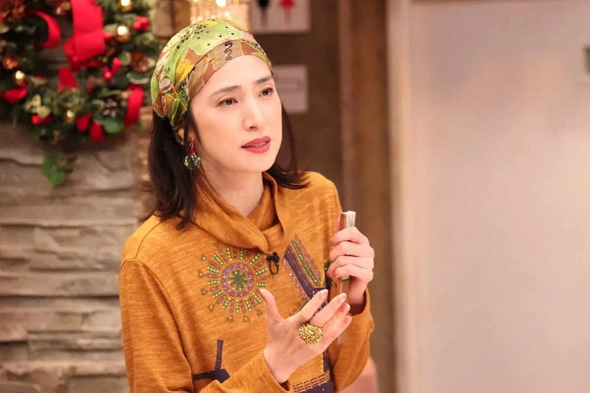 【画像・写真】“迷コンビ”天海祐希と石田ゆり子の「スナックあけぼの橋」5年ぶり復活！常連・飯尾は…　フジ12・23