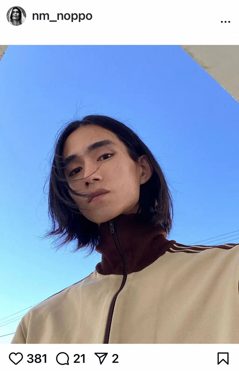 【画像・写真】人気俳優の長男モデル「切れ毛多いのは売れっ子の証って妄言」　自然体Sに反響　父にそっくりと話題も