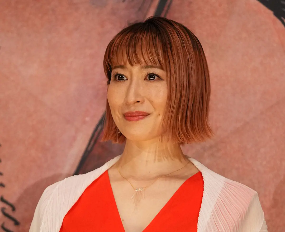 【画像・写真】声優・名塚佳織　第3子妊娠を報告　出産は「春頃を予定」　ワンピース映画ウタ役などで活躍