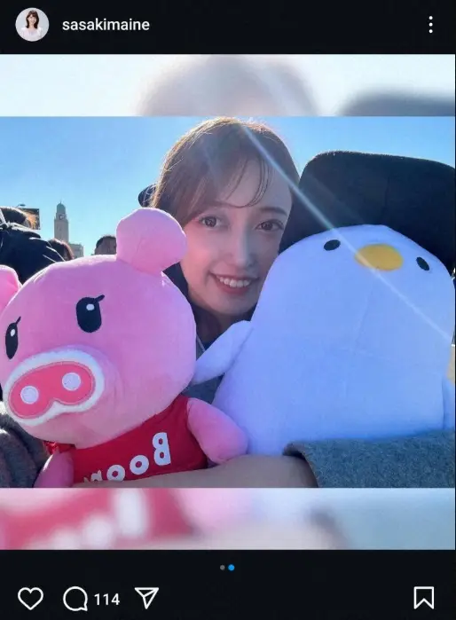 【画像・写真】佐々木舞音アナ　リーゼントの“番長エナガ”との2ショット披露に「可愛らしい　最高」「きゃわ！」