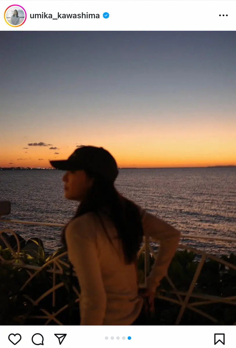 【画像・写真】川島海荷　「寒くなってきたから」現実逃避！？　満喫ショットにファン歓喜「癒される」「かわいい」