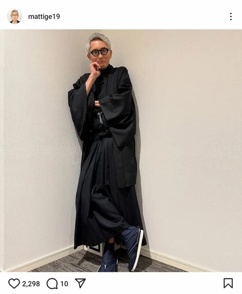 【画像・写真】高身長の61歳人気俳優「今日は和装で」メガネでたたずむ姿にファン興奮「かっこいい」「映えますね」