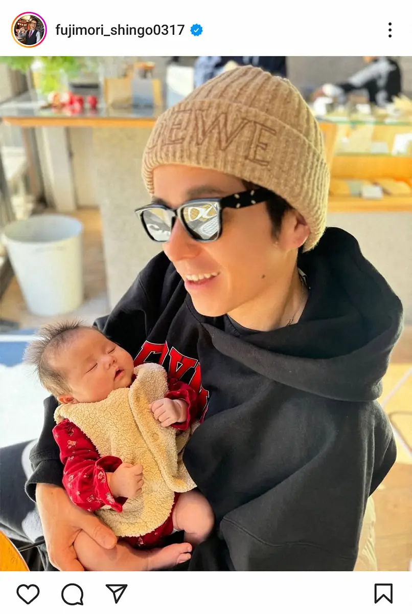 【画像・写真】オリラジ藤森慎吾　11月に誕生の愛娘と初のお散歩姿披露「妻に続き愛おしい存在が増えて幸せ」