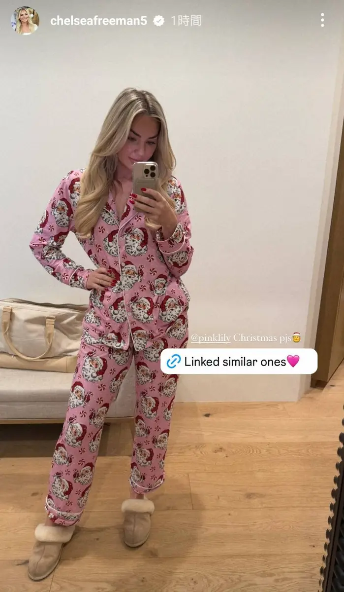 【画像・写真】ドジャース・フリーマンの元女優妻　クリスマス仕様のパジャマ姿公開　子供たちとおそろい