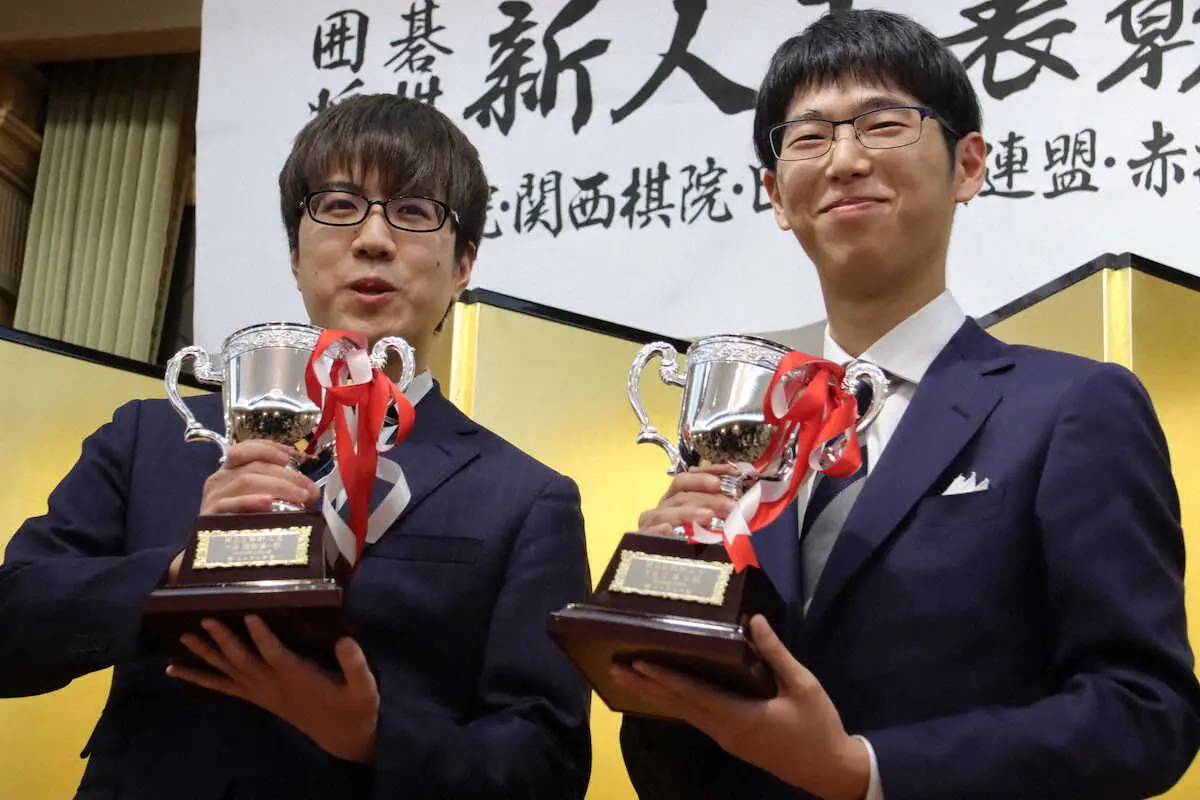 【画像・写真】新人王の服部慎一郎六段　漫才コンビ「もぐら兄弟」結成しM-1出場が話題　「来年は将棋に集中」
