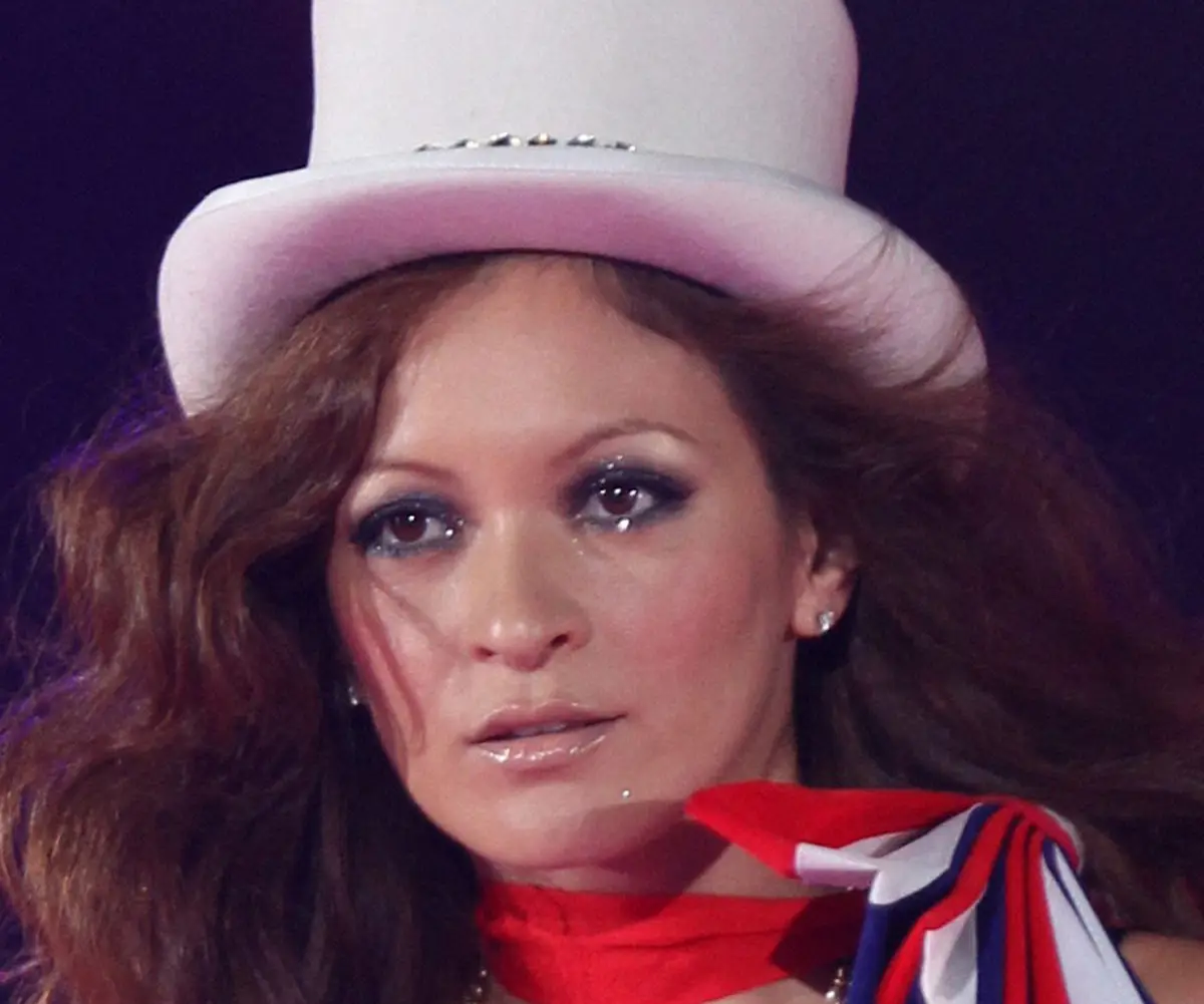 【画像・写真】岩堀せり「昨日の私たち」夫・TAKUROとのコスプレ2ショに「まさかの」「ほんと仲良し」の声