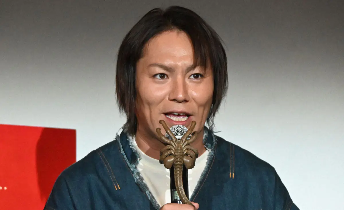 【画像・写真】狩野英孝「ウチの運転者が家まで送ってくれます」先輩芸人との仲良し2ショに「楽しそう」「神ショット」