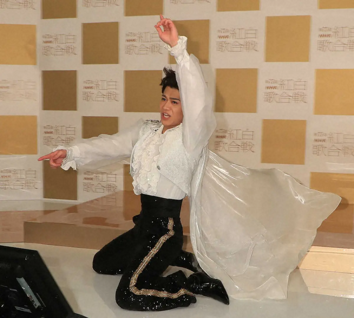 【画像・写真】芸能生活47年…所ジョージ、初紅白ステージ　新浜レオン応援ゲストで　木梨憲武「レオンどかして歌う!」