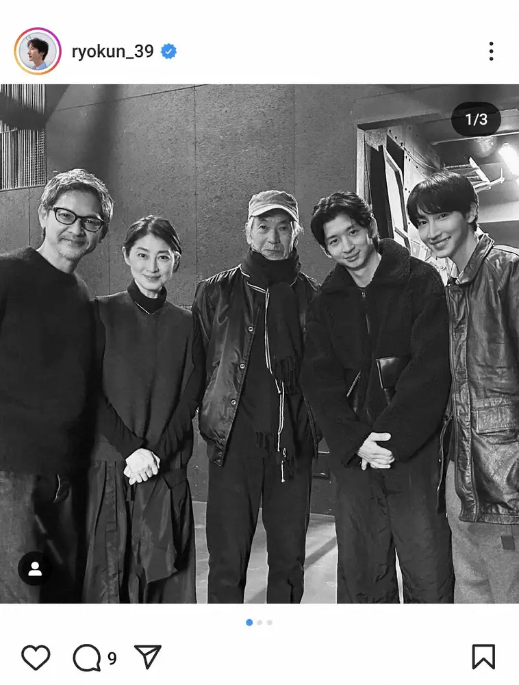 【画像・写真】緒形直人と仙道敦子の次男・緒形龍　両親と兄・緒形敦の舞台を観劇し家族ショット「素敵な写真」の声