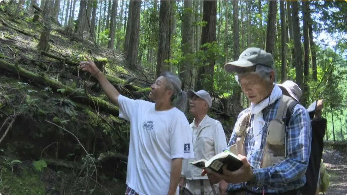 【画像・写真】映画「おらが村のツチノコ騒動記」の1シーン（C）2024　Studio―Garret