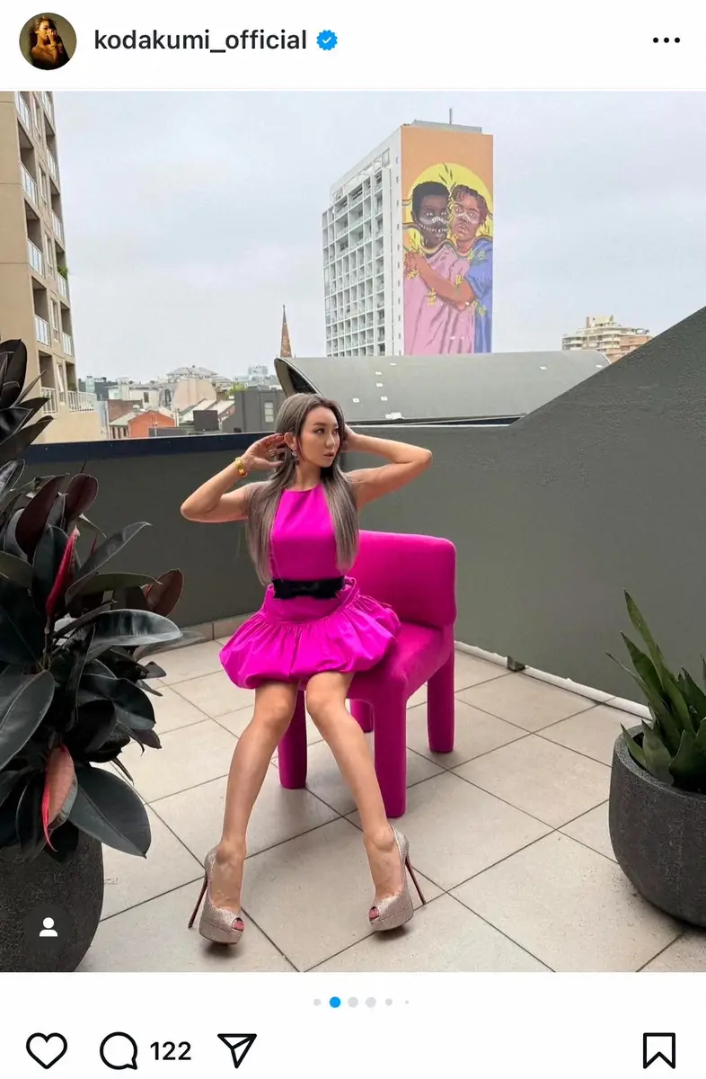 【画像・写真】倖田來未　ド派手なミニ丈ドレス姿にファンもん絶「リアルバービーちゃん！？」「女神降臨」