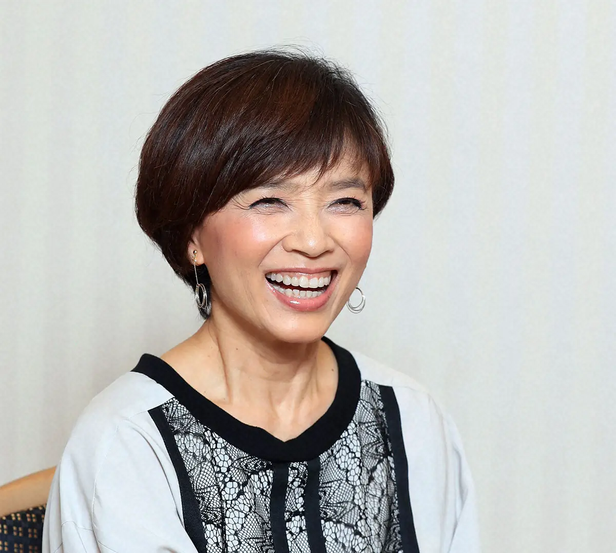 【画像・写真】山田邦子　最近「メールしたりとか、話したり」親しくなった人気タレント「しのんでね、しゃべるように」