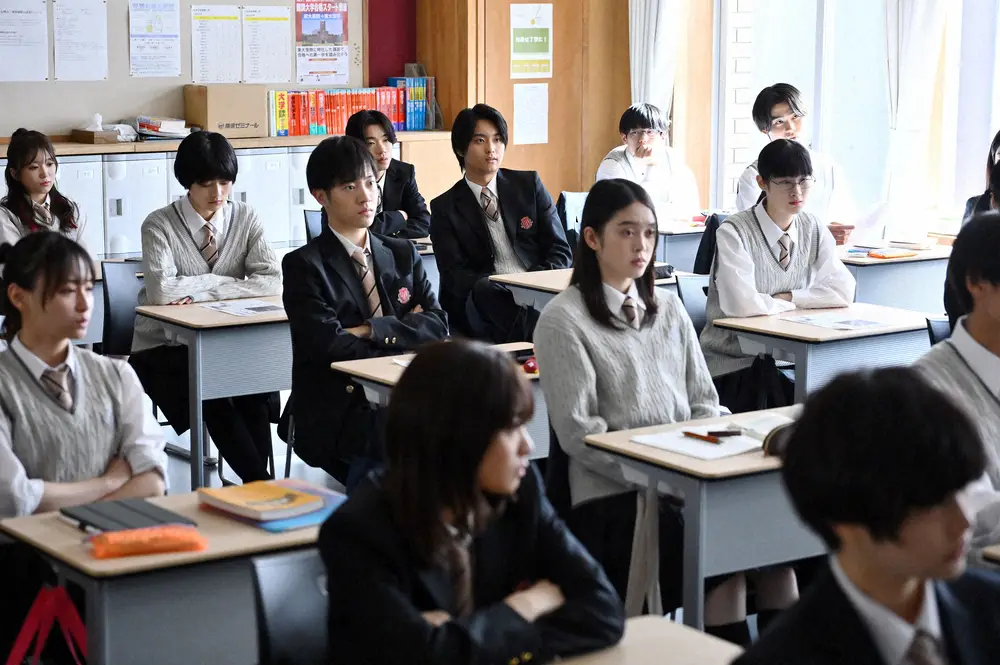 【画像・写真】日曜劇場「御上先生」教室のシーン（C）TBS