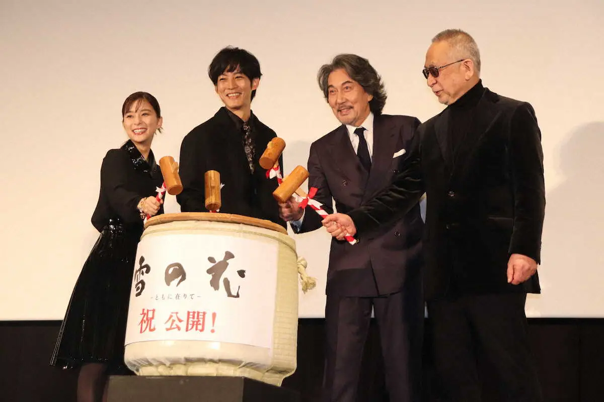 【画像・写真】松坂桃李　上田正治さん遺作に“リアルな実感”　主演映画「雪の花―ともに在りて―」舞台あいさつ