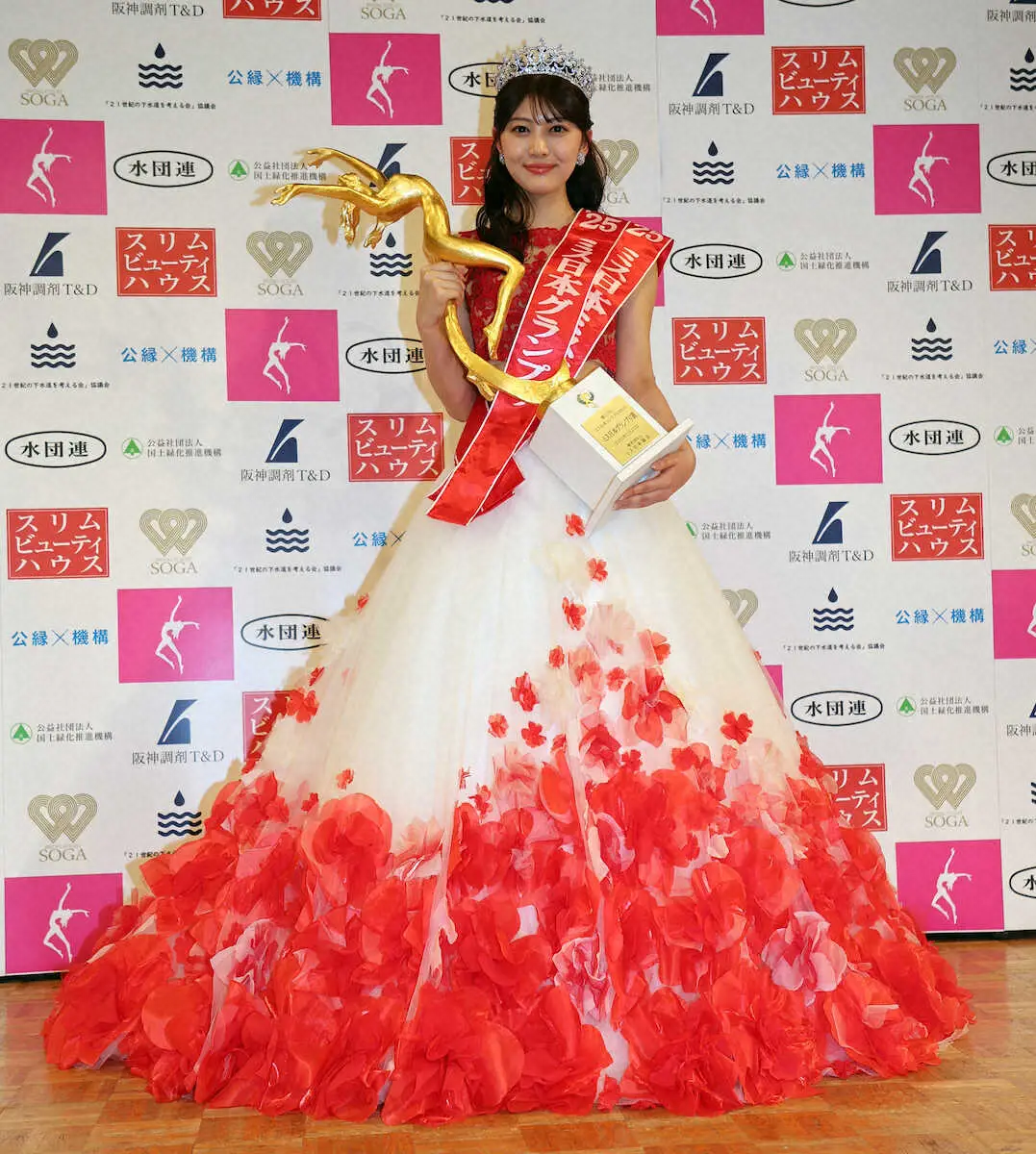 【画像・写真】石川さゆりの姪・満里奈さん　ミス日本「グランプリ」「ミス着物」のW賞