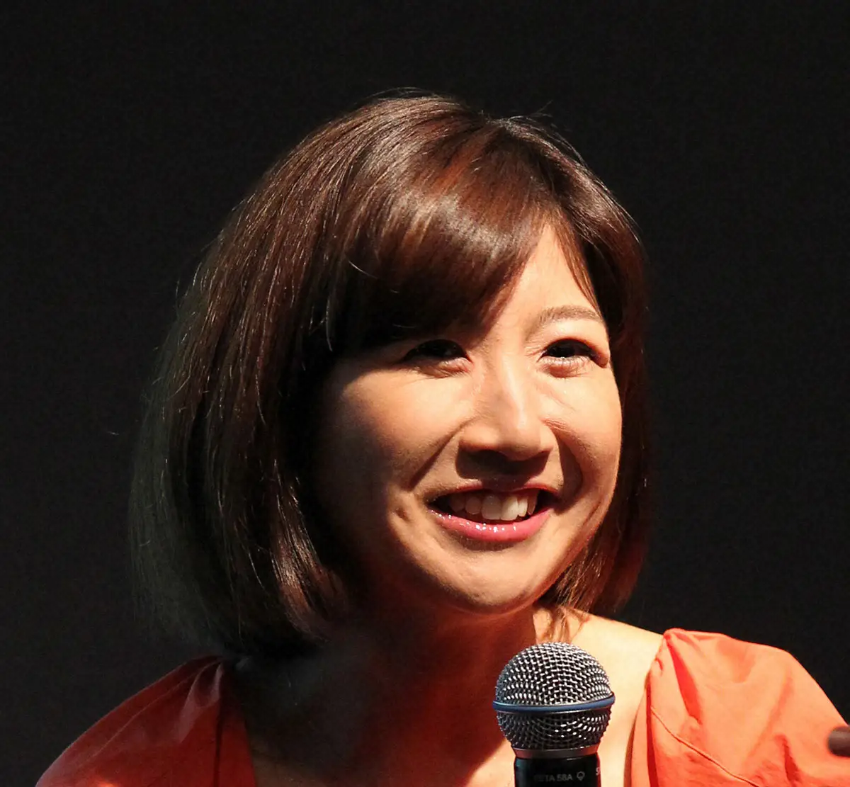 【画像・写真】45歳フリーアナ　「ほぼ同じ表情」“新旧”免許証公開に反響「まるっきり双子みたい」「変わらなすぎ」