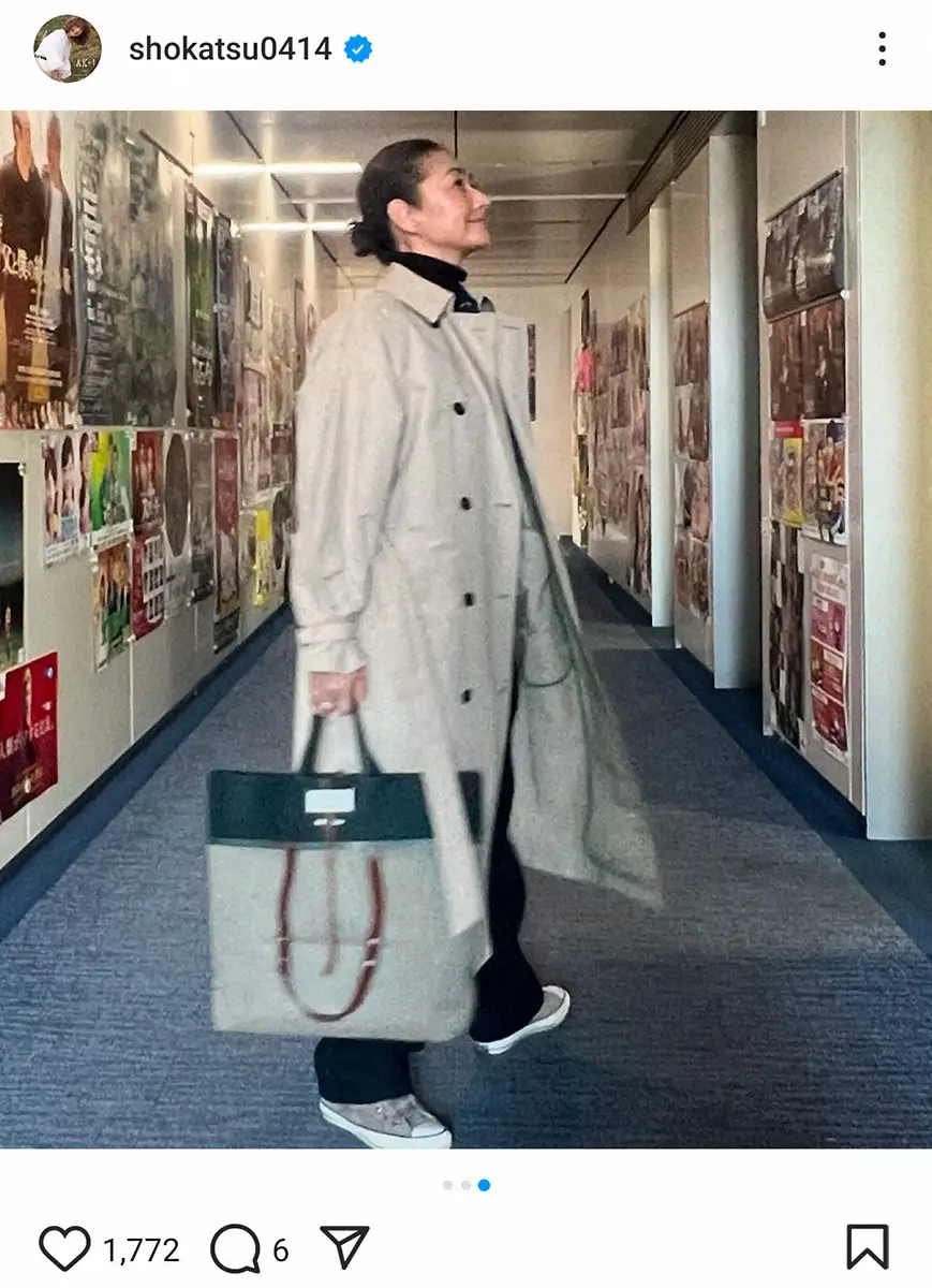 【画像・写真】亜希　話題の“金髪の記者”は「私の知らないことを教えてくれる神様」　2ショットに反響