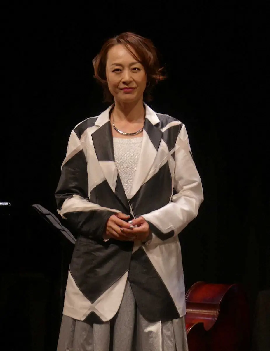 【画像・写真】韓国で大ブレーク中の歌心りえ　業界初の2レコード会社からメジャーデビュー