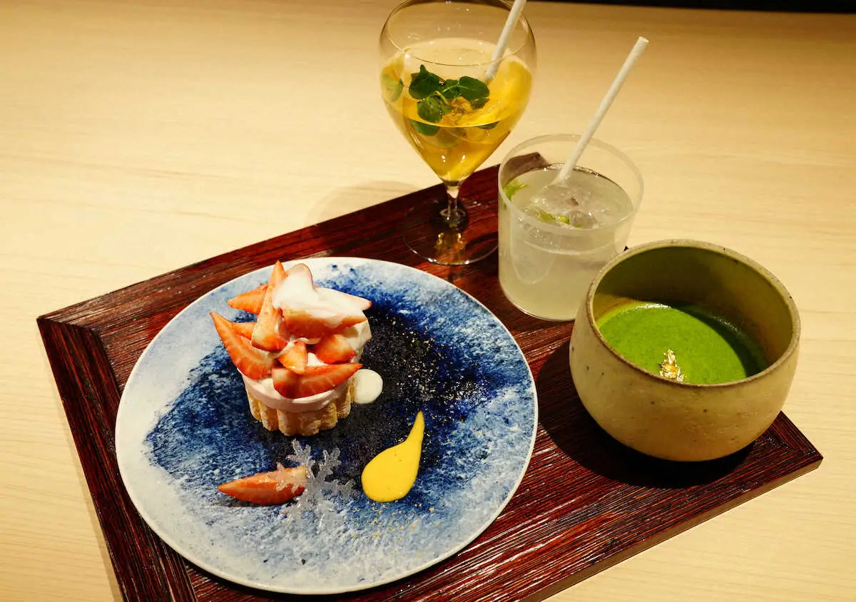 【画像・写真】王将戦第3局　藤井王将はどら焼き、永瀬九段は「四つ星苺のシャルロット」