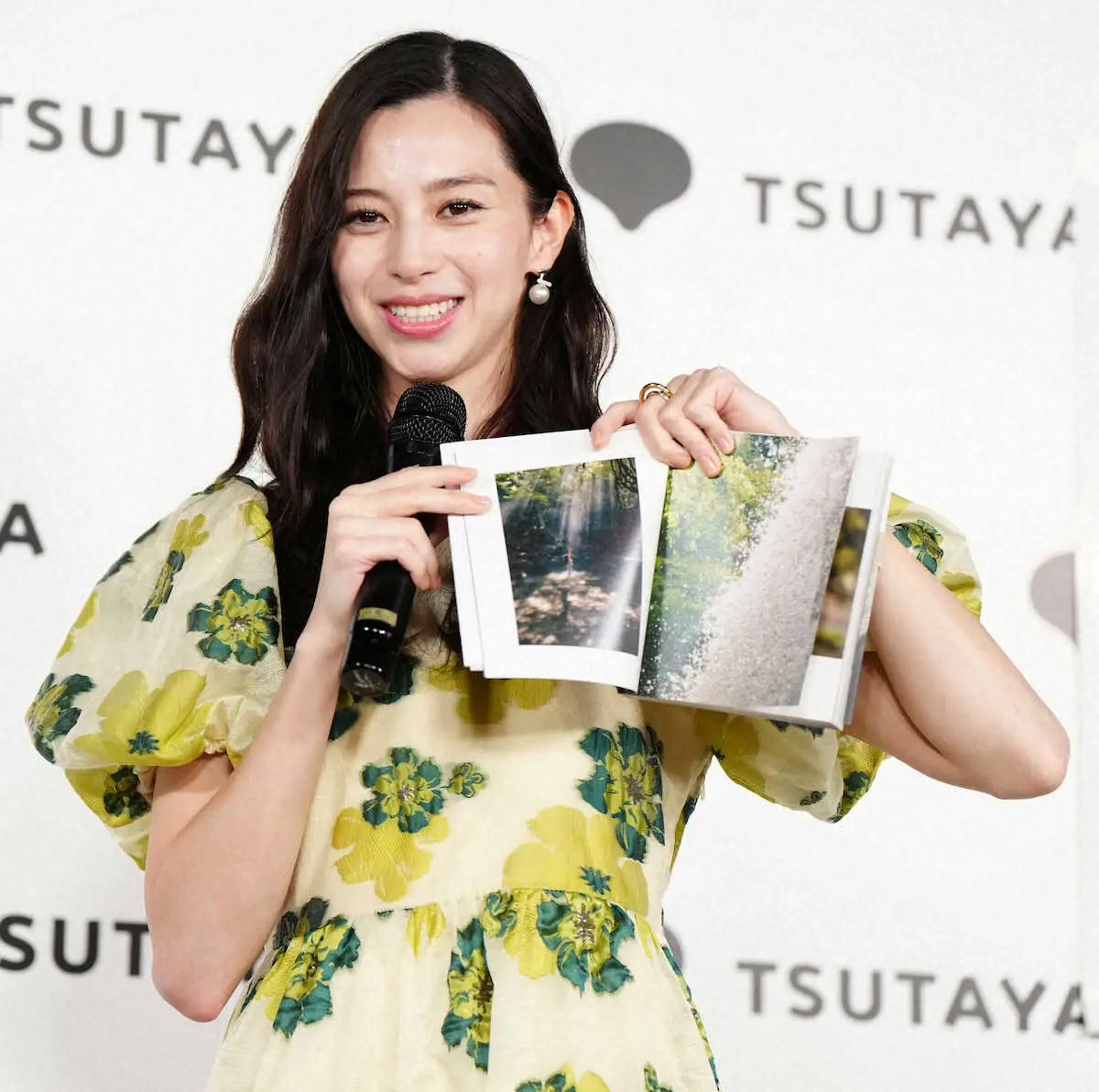 【画像・写真】中条あやみ　デビュー後初のお渡し会「緊張して全然眠れなかった」 20代のうちにやりたいことも告白