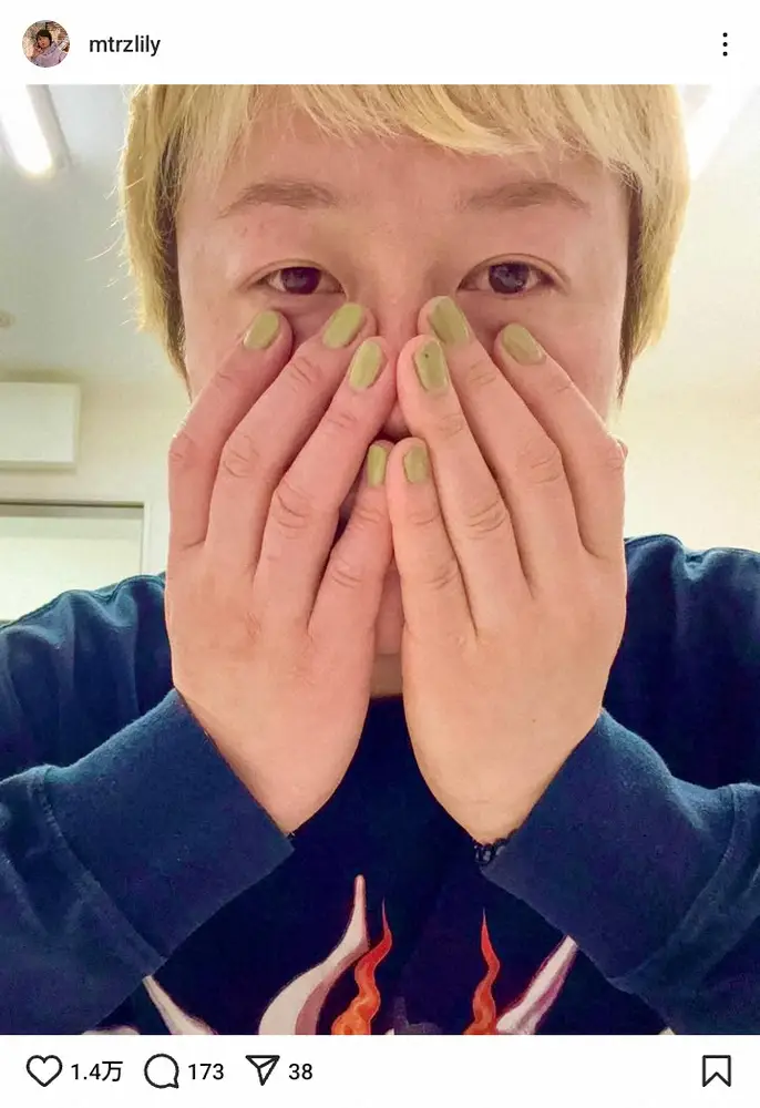 【画像・写真】金髪の人気芸人「3日間くらい楽しんで消す」“イメチェン姿”に「似合いすぎてる」「ええやん」の声