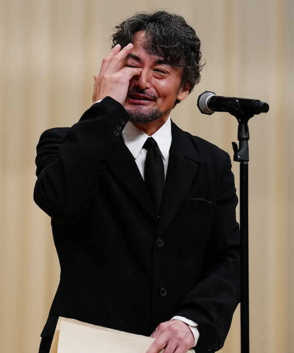 【画像・写真】「侍タイムスリッパー」2冠　安田淳一監督＆主演男優賞・山口馬木也が感涙　第67回ブルーリボン賞授賞式