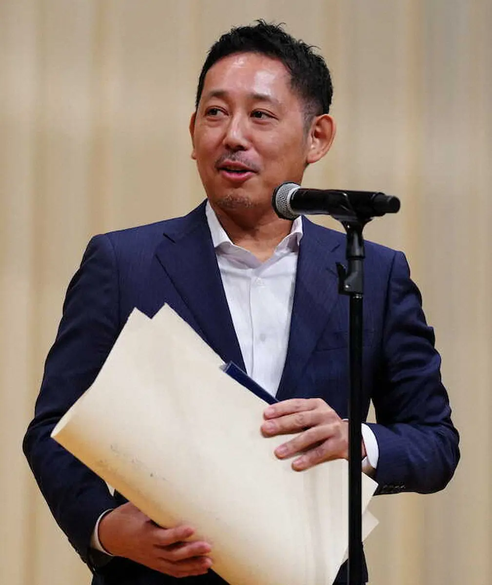 【画像・写真】「あんのこと」入江悠監督が監督賞　久々再会の大沢たかおの“妨害”に苦笑　第67回ブルーリボン賞授賞式
